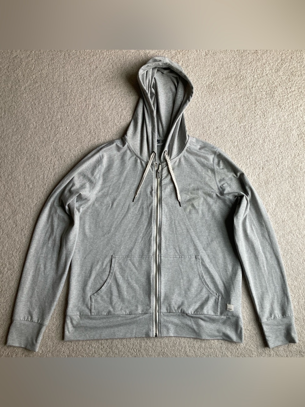Vuori halo performance hoodie 2.0